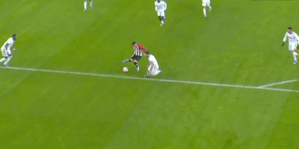 《从裁判到球探：退役球员的职业第二春》