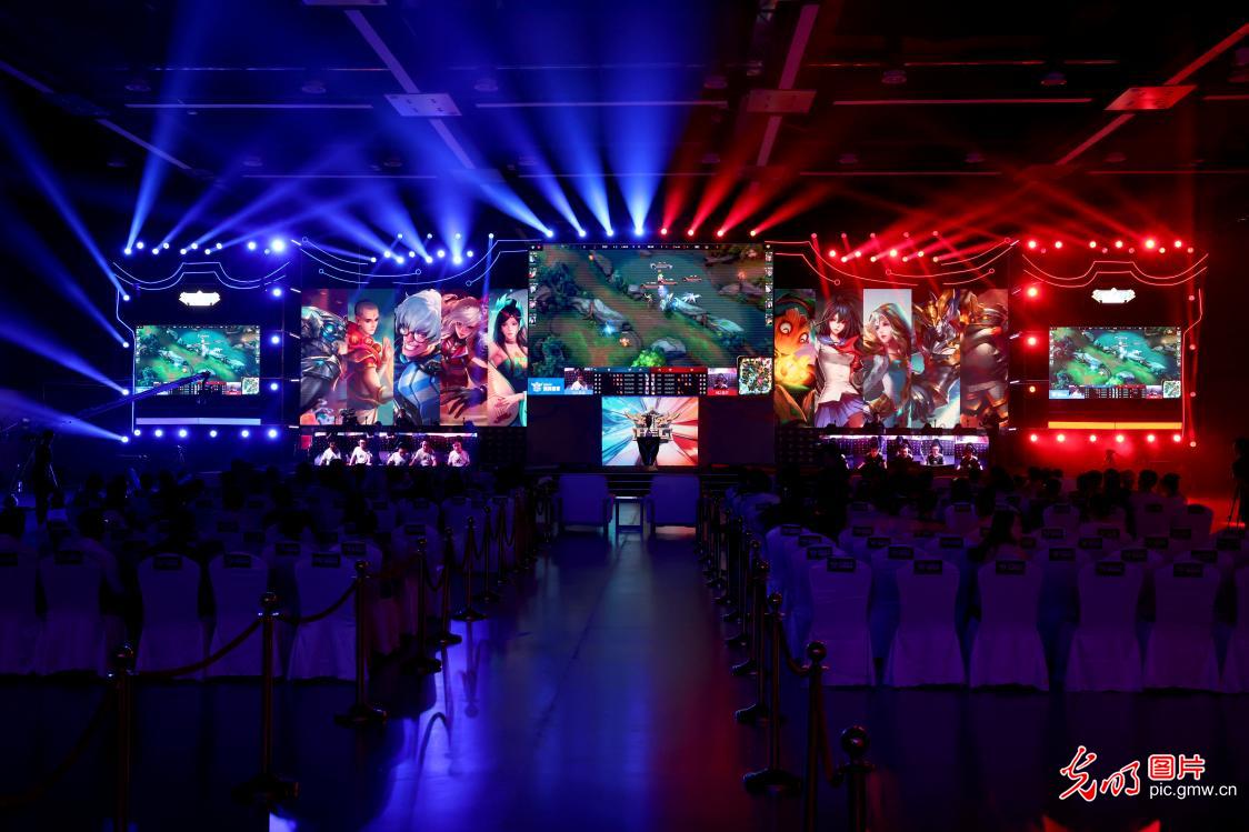 延安作为中 延安作为中