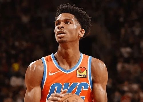 某新兴强队 某新兴强队