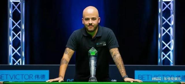 方的表现充 方的表现充