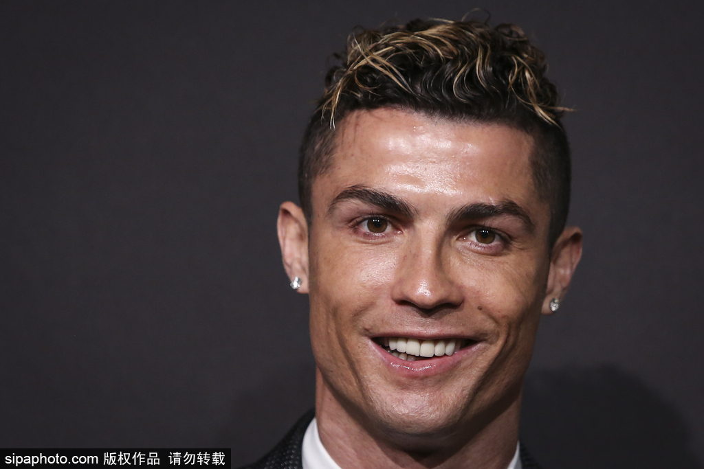 伍兹收获了 伍兹收获了