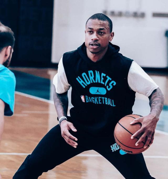 斯托纳夺冠 斯托纳夺冠